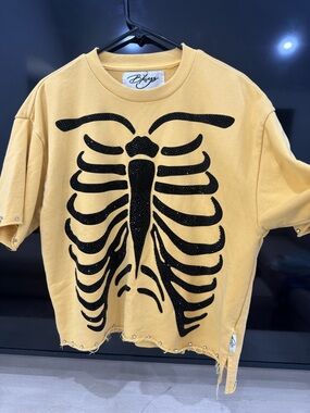 NWOT BKYS “Hurt” rhinestone tee